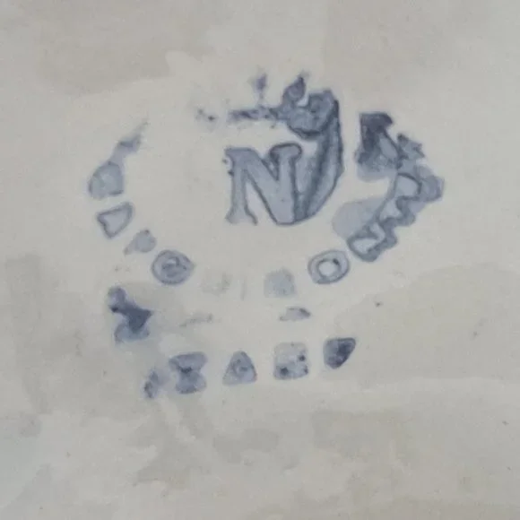 Capodimonte Statue - Picture 11 of 11